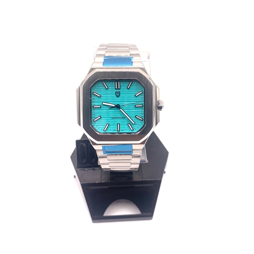 Beautiful Men’s Quartz Octagon Dial Luxury Watch New Unworn